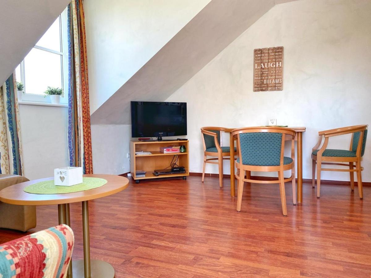 Hafenresidenz - Ferienwohnung 19 - Kapitaen Wiek auf Rügen Esterno foto